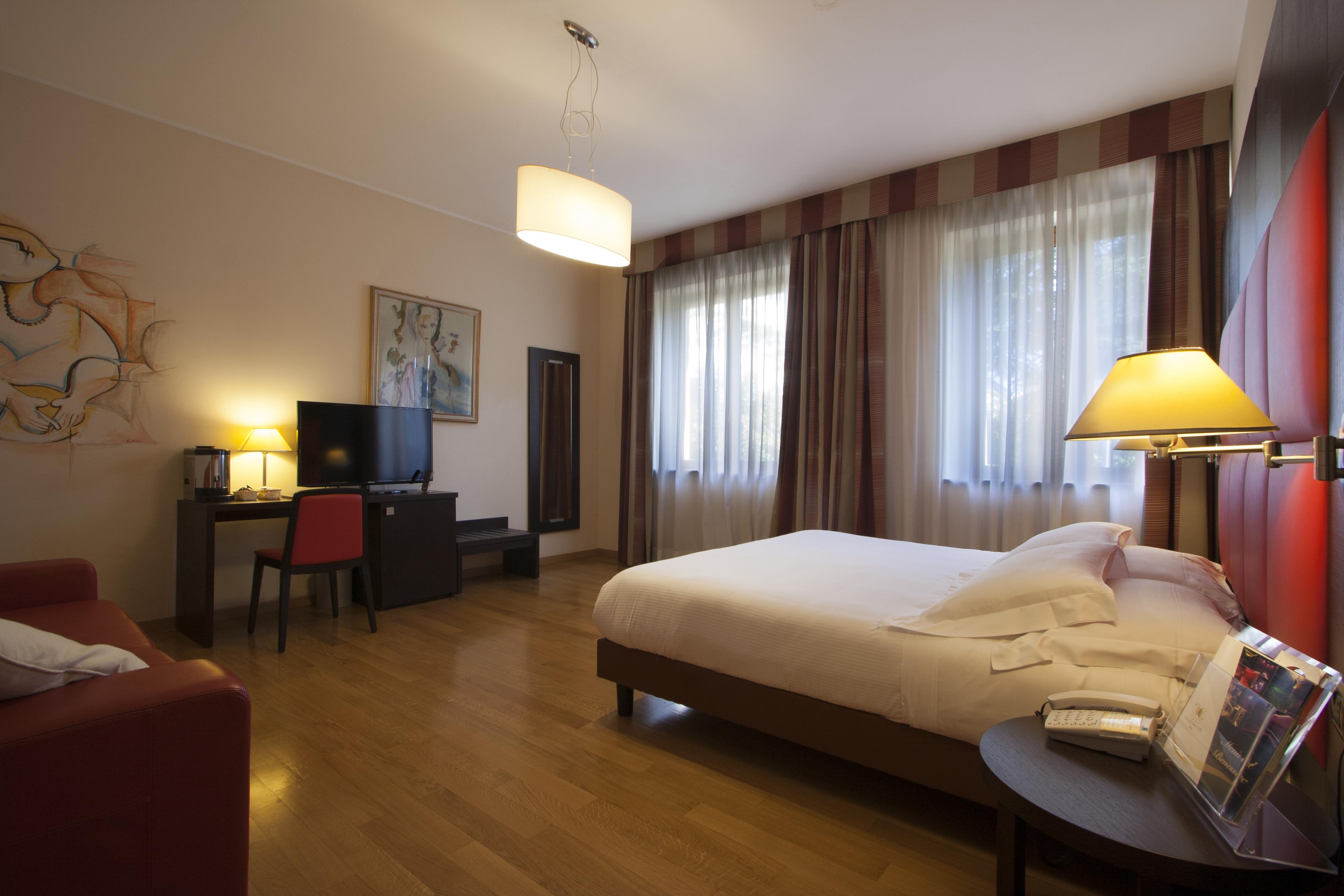 Hotel Guglielmo Катандзаро Екстер'єр фото