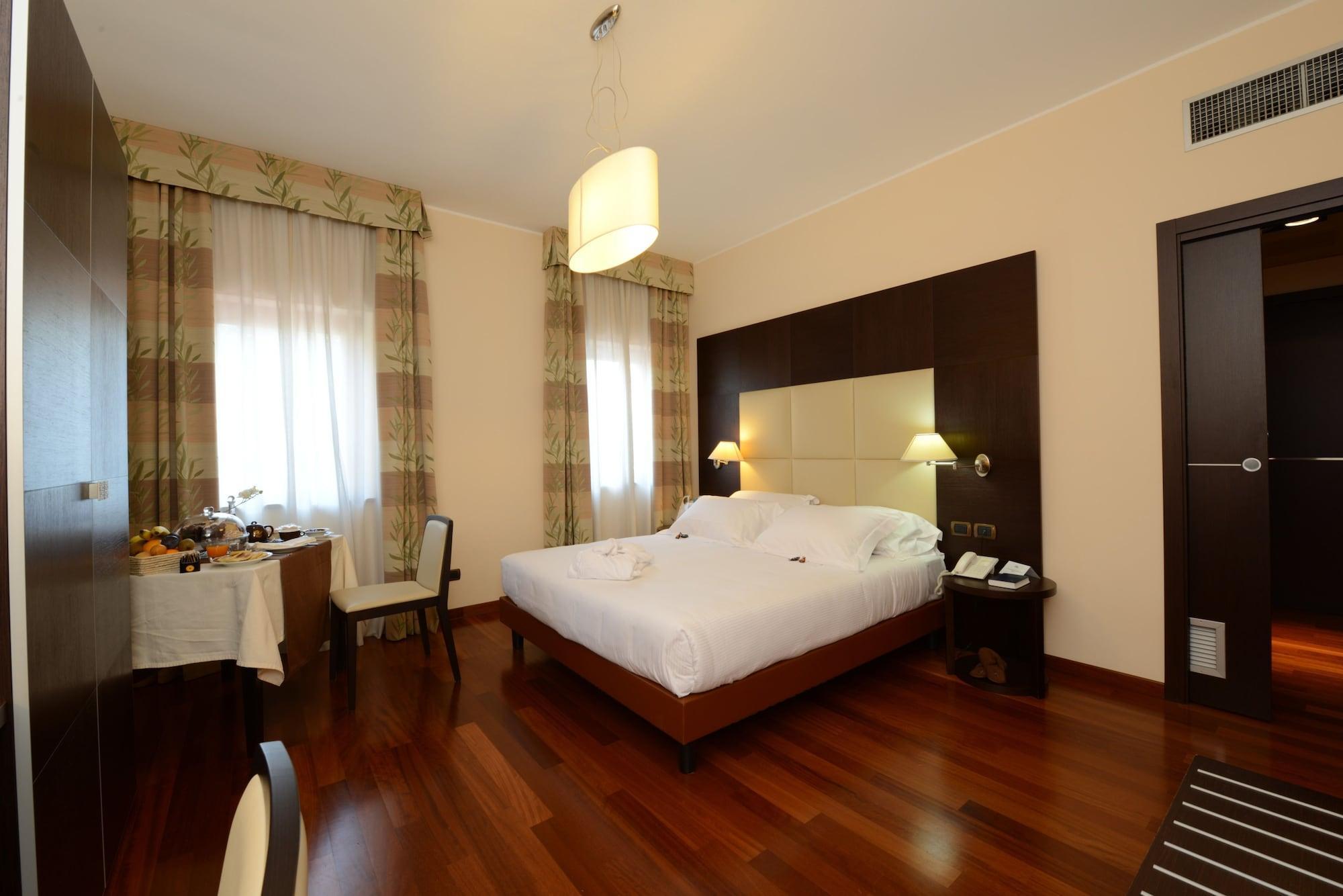 Hotel Guglielmo Катандзаро Екстер'єр фото