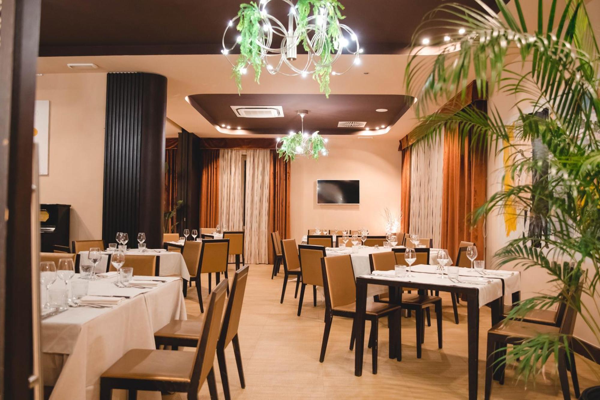 Hotel Guglielmo Катандзаро Екстер'єр фото